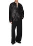 模特儿示范图 - 点击放大 - LEMAIRE - Band Collar Leather Overshirt