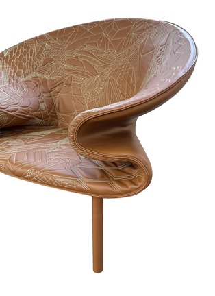 细节 –点击放大 - MOROSO - Doodle Embroidered Leather Armchair