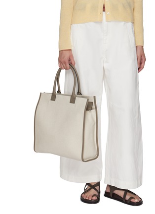 模特儿示范图 - 点击放大 - L/UNIFORM - The Shopping Bag N°96