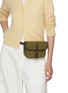 正面 -点击放大 - L/UNIFORM - The Belt Bag N°25