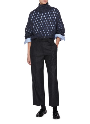 模特儿示范图 - 点击放大 - BRUNELLO CUCINELLI - D Ring Belted Virgin Wool Suiting Pants