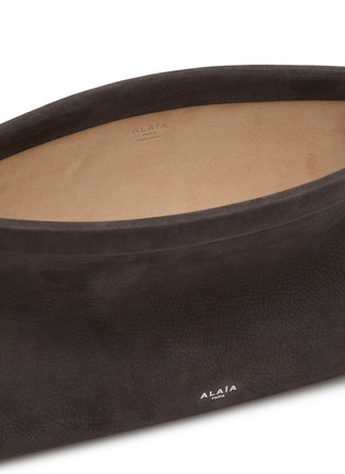 细节 - 点击放大 - ALAÏA - 中号 LE CLICK EAST WEST 皮革手提袋