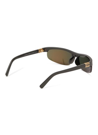 模特儿示范图 - 点击放大 - MIU MIU - Half Rim Stacked Logo Metal Sunglasses