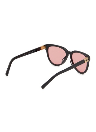 模特儿示范图 - 点击放大 - MIU MIU - Phantos Stacked Logo Acetate Sunglasses