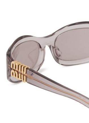 细节 - 点击放大 - MIU MIU - Transparent Stacked Logo Acetate Sunglasses