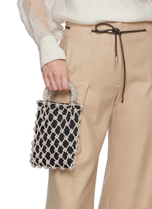 模特儿示范图 - 点击放大 - ROSANTICA - Nodi Lilia Crystal Strass Net Tote