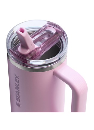 细节 –点击放大 - STANLEY - The Quencher ProTour Flip Straw Lid Tumbler 30oz — Cherry Blossom