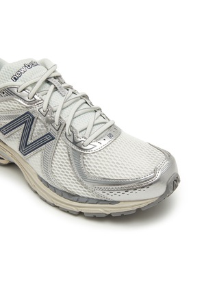 细节 - 点击放大 - NEW BALANCE - 男款 860V2 系带运动鞋