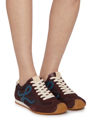 模特儿示范图 - 点击放大 - LOEWE - Ballet Runner 2.0 Women's Sneakers