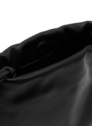细节 - 点击放大 - EQUIL - Busan Leather Bag
