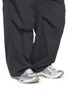 模特儿示范图 - 点击放大 - ASICS - GEL-KAYANO 14 Low Top Men's Sneakers