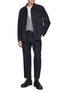 模特儿示范图 - 点击放大 - BARENA - Pleated Carrot Dark Wash Jeans