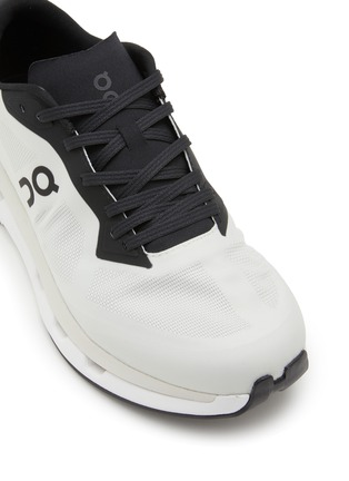 细节 - 点击放大 - ON - Cloudzone Low Top Men's Sneakers