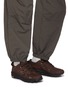 模特儿示范图 - 点击放大 - MIZUNO - Wave Mujin LS GTX Men's Sneakers