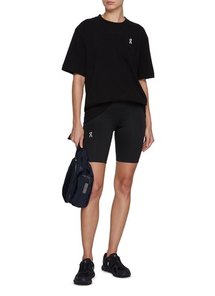 模特儿示范图 - 点击放大 - ON - Club Cotton T-Shirt