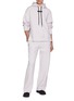 模特儿示范图 - 点击放大 - ON - Focus Tech Sweatpants