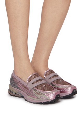 模特儿示范图 - 点击放大 - NEW BALANCE - 1906L Unisex Loafer Sneakers