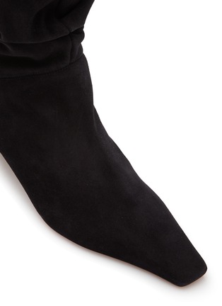 细节 - 点击放大 - AMINA MUADDI - 25 JAMIE 绒面皮低跟靴