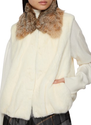 模特儿示范图 - 点击放大 - CHEVITE - Lynx Fur Collar Scarf