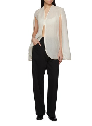 模特儿示范图 - 点击放大 - GIA STUDIOS - Dover Sheer Silk Jacket