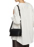 正面 -点击放大 - JOY GRYSON - Crescent Leather Shoulder Bag