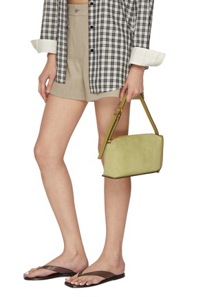 正面 -点击放大 - JOY GRYSON - Crescent Suede Shoulder Bag