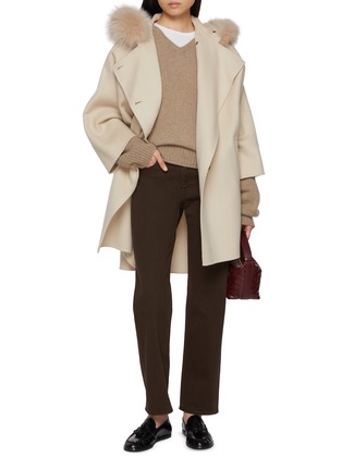 模特儿示范图 - 点击放大 - YVES SALOMON - Fox Fur Trim Wool Cashmere Coat