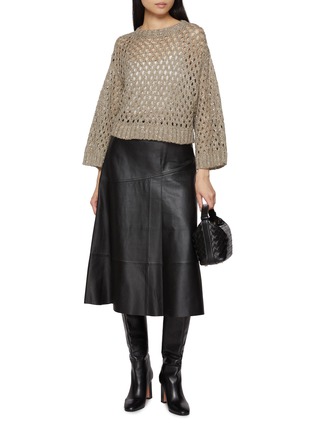 模特儿示范图 - 点击放大 - YVES SALOMON - Flared Leather Midi Skirt