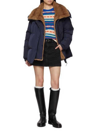 模特儿示范图 - 点击放大 - YVES SALOMON - Mink Fur Collar Puffer Jacket
