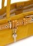 细节 - 点击放大 - OSOI - Shoulder Brocle Suede Bag