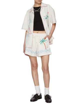 模特儿示范图 - 点击放大 - SUNDAYFRUITMARKET - Sun Beach Embroidered Cotton Shorts