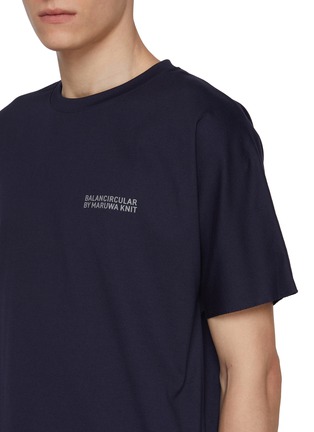  - J∞QUALITY  - Balancircular Short Sleeve T-Shirt