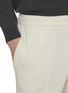 - J∞QUALITY  - Elasticated Centre Press Cashmere Silk Jogger Pants
