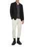 模特儿示范图 - 点击放大 - J∞QUALITY  - Elasticated Centre Press Cashmere Silk Jogger Pants