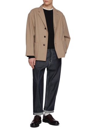 模特儿示范图 - 点击放大 - J∞QUALITY  - Crewneck Cashmere Silk Knit Sweater