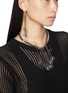 模特儿示范图 - 点击放大 - ANN DEMEULEMEESTER - Tala Coin Signet Silver Necklace