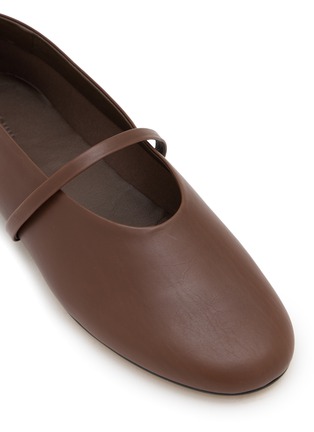 细节 - 点击放大 - EQUIL - Vienna Leather Mary Jane Flats