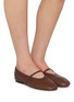 模特儿示范图 - 点击放大 - EQUIL - Vienna Leather Mary Jane Flats