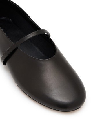 细节 - 点击放大 - EQUIL - Vienna Leather Mary Jane Flats