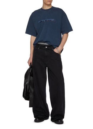 模特儿示范图 - 点击放大 - ALEXANDERWANG - 水洗印花纯棉 T 恤