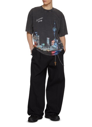 模特儿示范图 - 点击放大 - ALEXANDERWANG - 水洗印花纯棉 T 恤