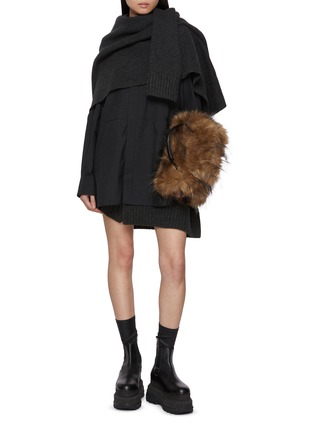 模特儿示范图 - 点击放大 - SACAI - Layered Hybrid Wool Knit Dress