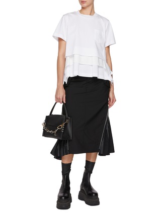 模特儿示范图 - 点击放大 - SACAI - Hybird Poplin Cotton Jersey Tiered T-Shirt