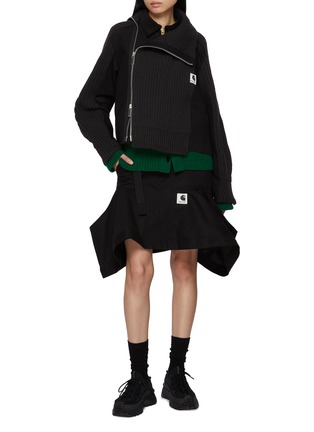 模特儿示范图 - 点击放大 - SACAI - X CARHARTT WIP 不规则中长半身裙
