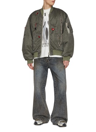 模特儿示范图 - 点击放大 - DOUBLET - Key Chain Charm Embellished Bomber Jacket