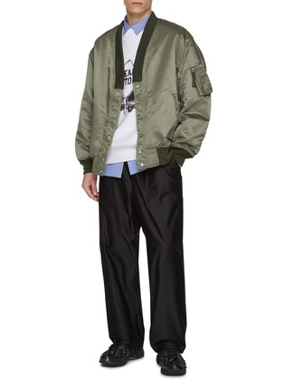 模特儿示范图 - 点击放大 - COMME DES GARÇONS HOMME - Deep V-Neck Bomber Jacket
