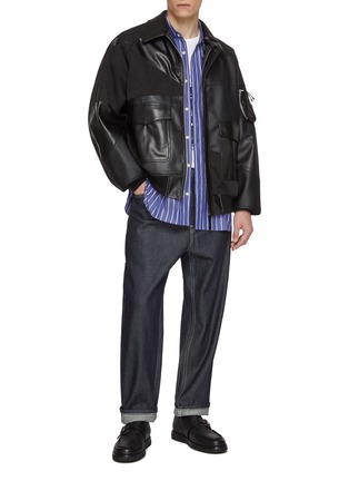 模特儿示范图 - 点击放大 - COMME DES GARÇONS HOMME - Faux Leather Patchwork Zip Up Jacket