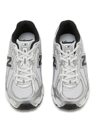 模特儿示范图 - 点击放大 - NEW BALANCE - 740 Low Top Kids' Sneakers