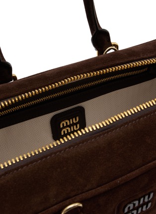 细节 - 点击放大 - MIU MIU - Large Arcadie Suede Bag