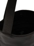 细节 - 点击放大 - DISCORD YOHJI YAMAMOTO BAGS - Small Clasp Leather Tote Bag